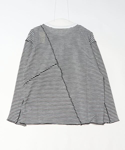 Per sist ence(パーシエンス)の「シアーボーダーメローバイカラーロンT(Tシャツ/カットソー・レディース・グリーン/ブラック/ベージュ/ネイビー・ONE SIZE)」の5枚目の写真