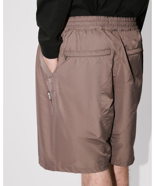 KENZO（ケンゾー）の「'Boke Flower 2.0' テクニカル コットン ショーツ（その他パンツ・メンズ・グレー系その他・MEDIUM/LARGE/SMALL）」の2枚目の写真