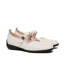 [X MINJUKIM] BLISS RIBBON SNEAKERS