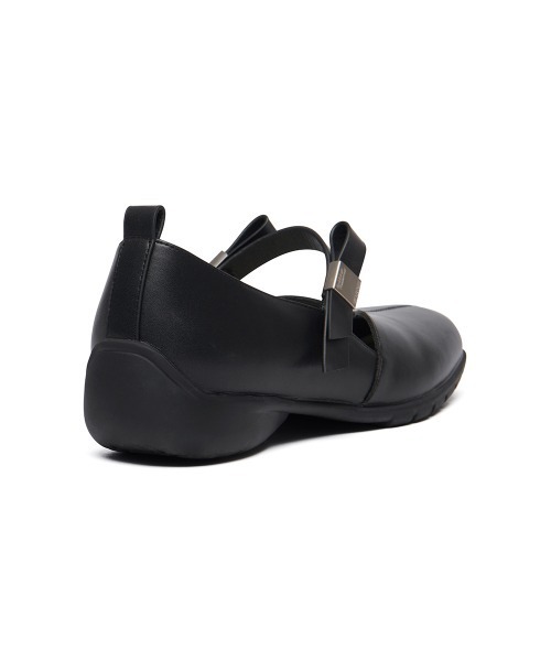 ROCKFISH WEATHERWEAR（ロックフィッシュウェザーウェア）の「[X MINJUKIM] BLISS RIBBON SNEAKERS（バレエシューズ・レディース・ピンク/チャコール/ブラック/クリーム・25.0cm/24.5cm/24.0cm/23.5cm/23.0cm）」の5枚目の写真