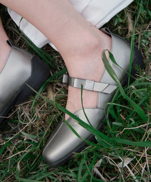 ROCKFISH WEATHERWEAR（ロックフィッシュウェザーウェア）の「[X MINJUKIM] BLISS RIBBON SNEAKERS（バレエシューズ・レディース・ピンク/チャコール/ブラック/クリーム・25.0cm/24.5cm/24.0cm/23.5cm/23.0cm）」の9枚目の写真