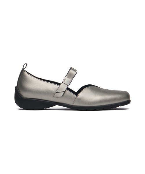 ROCKFISH WEATHERWEAR（ロックフィッシュウェザーウェア）の「[X MINJUKIM] BLISS RIBBON SNEAKERS（バレエシューズ・レディース・ピンク/チャコール/ブラック/クリーム・25.0cm/24.5cm/24.0cm/23.5cm/23.0cm）」の12枚目の写真