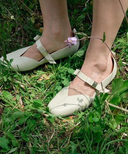 rainy*リボン X MINJUKIM] BLISS RIBBON SNEAKERS（バレエシューズ）｜ROCKFISH