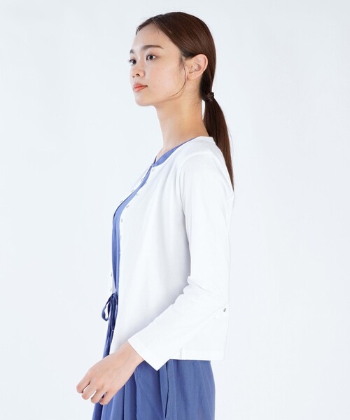 agnes b.(アニエスベー)の「オーガニックコットン 長袖 カーディガンプレッション "Le Petit"(カーディガン/ボレロ・レディース・ホワイト・1/3/2)」の4枚目の写真
