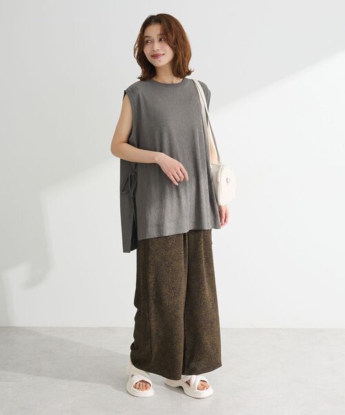 Green　Parks（グリーンパークス）の「サイドリボンノースリーブチュニック（チュニック・レディース・ライトイエロー/グレー/ブラック/オレンジ・FREE）」の5枚目の写真