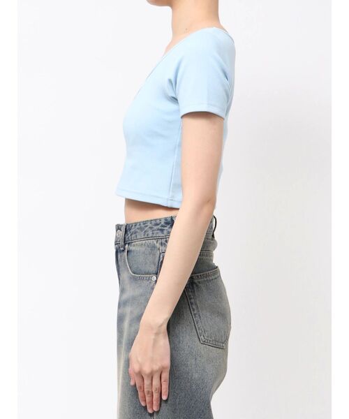 EATME(イートミー)の「スクエアネックコンパクトTシャツ(Tシャツ/カットソー・レディース・オフホワイト/ブルー/ピンク・FREE)」の5枚目の写真