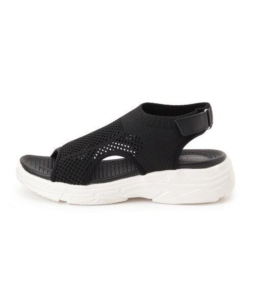 SHOO・LA・RUE（シューラルー）の「ニットスニーカーサンダル（サンダル・レディース・ブラック/ライトベージュ・45/35）」の5枚目の写真