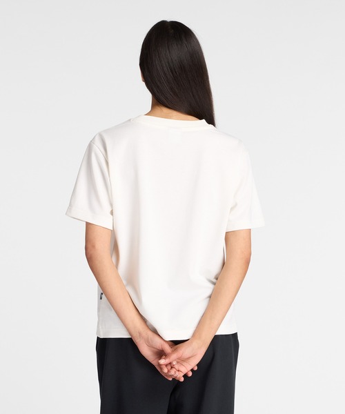 NEW BALANCE(ニューバランス)の「リラックスショートスリーブTシャツ(Tシャツ/カットソー・レディース・ベビーピンク/オフホワイト・X-LARGE/LARGE/MEDIUM/SMALL)」の15枚目の写真