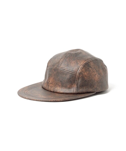 BEAMS PLUS（ビームスプラス）の「5 Panel Long Bill Aged Fake Leather（キャップ・メンズ・ブラック/ブラウン・ONE SIZE）」の2枚目の写真