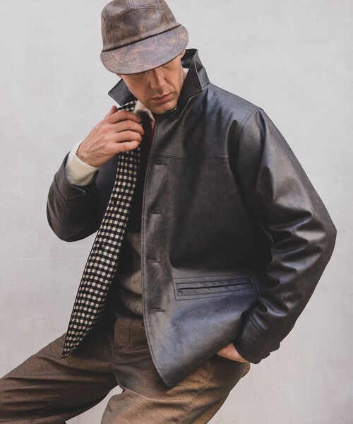 BEAMS PLUS（ビームスプラス）の「5 Panel Long Bill Aged Fake Leather（キャップ・メンズ・ブラック/ブラウン・ONE SIZE）」の3枚目の写真