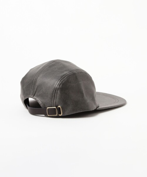 BEAMS PLUS（ビームスプラス）の「5 Panel Long Bill Aged Fake Leather（キャップ・メンズ・ブラック/ブラウン・ONE SIZE）」の6枚目の写真