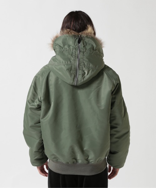 AVIREX(アヴィレックス)の「N-2B COMMERCIAL REAL FUR / N-2B コマーシャル リアルファー / AVIREX / アヴィレックス(ブルゾン・メンズ・セージグリーン/ブラック・LARGE/MEDIUM/X-LARGE/XX-LARGE)」の18枚目の写真