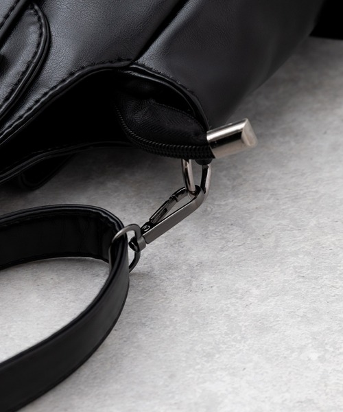 Rocky Monroe（ロッキーモンロー）の「2WAY PUレザーショルダーバック/トートバッグ（ショルダーバッグ・メンズ・ブラウン/ワインレッド/ブラック/キャメル・FREE）」の5枚目の写真