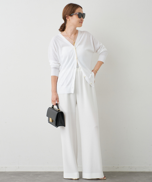 Deuxieme Classe（ドゥーズィエムクラス）の「*Fine Cotton Vネック カーディガン（ニット/セーター・レディース・ホワイト/ブラック・FREE）」の9枚目の写真