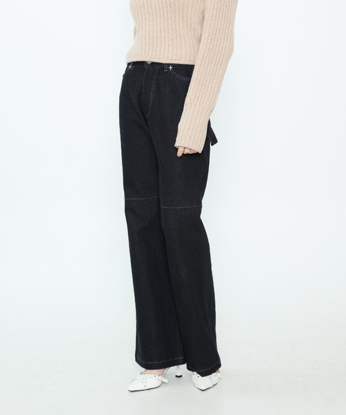 LUVISTRUE(ラヴイズトゥルー)の「CH TUCK BOOTSCUT PANTS(デニムパンツ・レディース・ブラック/ブラウン/ホワイト・SMALL/MEDIUM)」の5枚目の写真