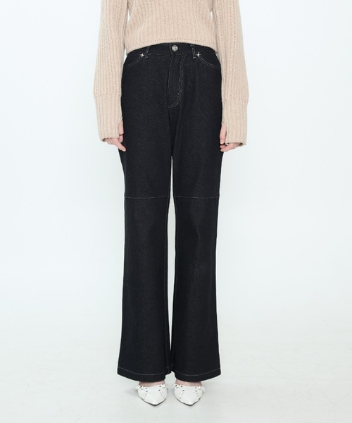 LUVISTRUE(ラヴイズトゥルー)の「CH TUCK BOOTSCUT PANTS(デニムパンツ・レディース・ブラック/ブラウン/ホワイト・SMALL/MEDIUM)」の10枚目の写真