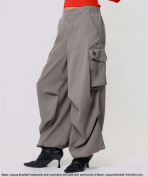BACK TO THE FIELD（バック トゥー ザ フィールド）の「【MLB】タックカーゴパンツ（その他パンツ）」