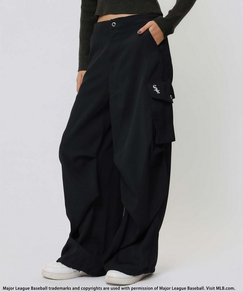 BACK TO THE FIELD（バック トゥー ザ フィールド）の「【MLB】タックカーゴパンツ（その他パンツ・レディース・グレー/ブラック/ブラウン・FREE）」の4枚目の写真