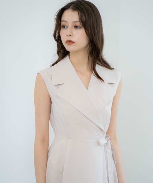 新品 Noela ノエラ ビーズフラワートレンチワンピース ベージュ S 楽天市場】ビーズフラワートレンチワンピース Noela ノエラ