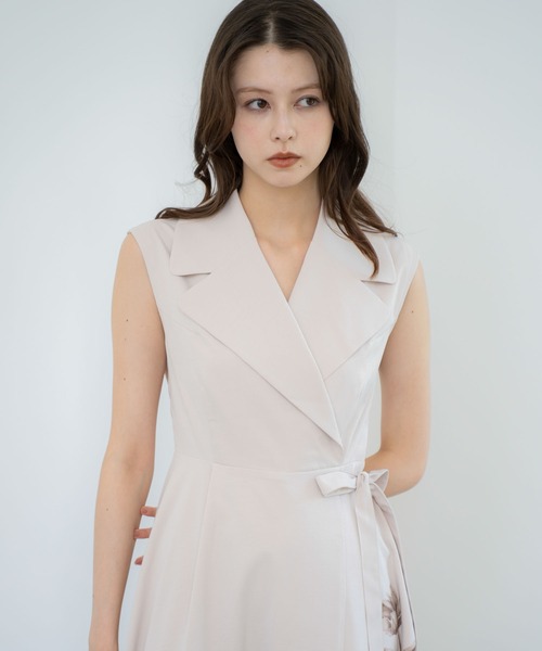 ビーズフラワートレンチワンピース（ワンピース）｜NOELA（ノエラ）の