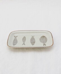 212 KITCHEN STORE（トゥワントゥキッチンストア）の「魚器 角小皿 BR（食器）」