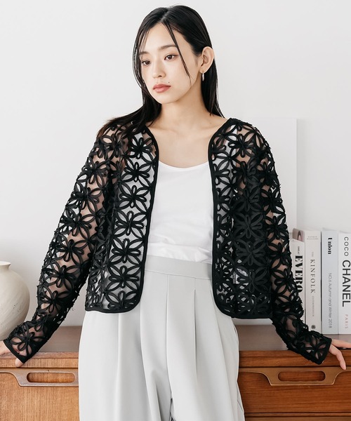 mili an deni(ミリアンデニ)の「コードレースノーカラージャケット(ノーカラージャケット・レディース・ブラック/オフホワイト・M)」の14枚目の写真