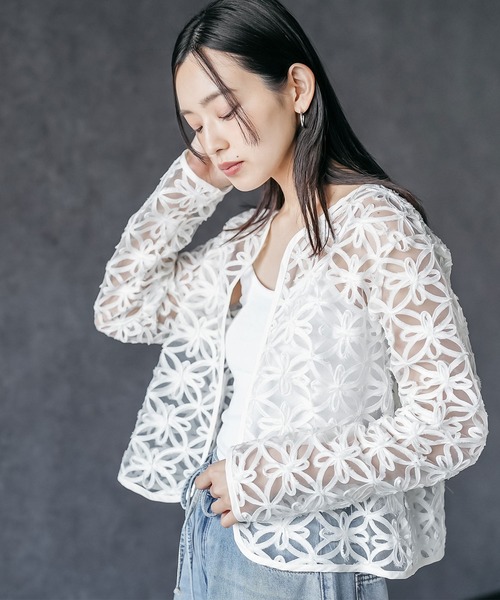 mili an deni(ミリアンデニ)の「コードレースノーカラージャケット(ノーカラージャケット・レディース・ブラック/オフホワイト・M)」の15枚目の写真