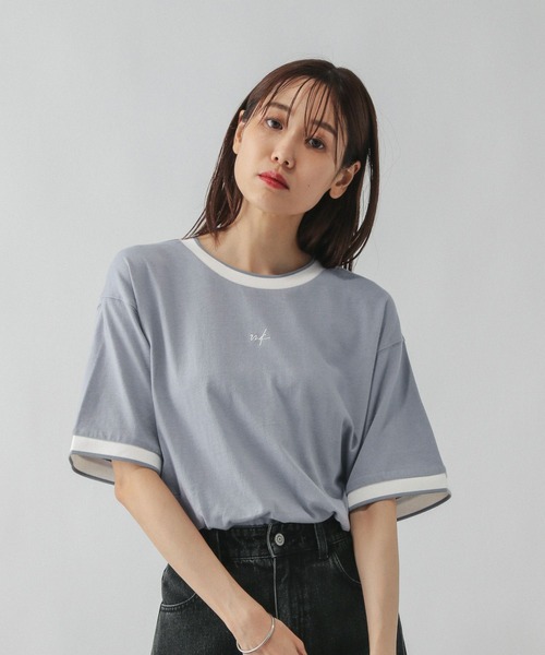 GLOBAL WORK(グローバルワーク)の「配色リブT半袖/587723(Tシャツ/カットソー・レディース・アイボリー/ブルー系その他2/グレイッシュベージュ・LARGE/MEDIUM)」の3枚目の写真