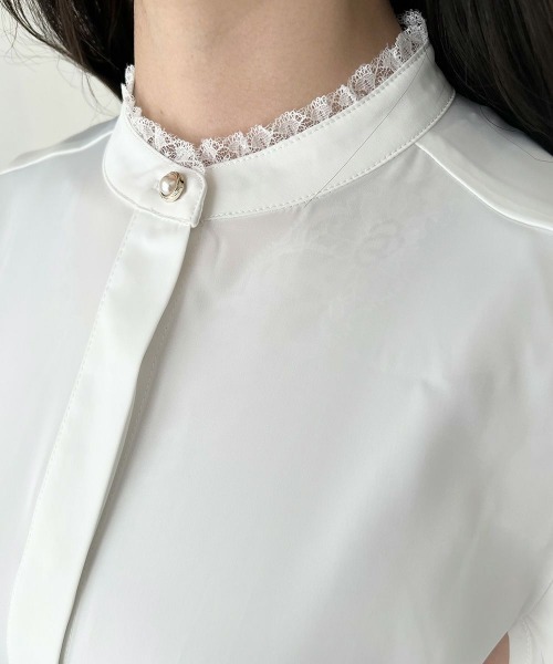 an another angelus（アンアナザーアンジェラス）の「レース使いケープスリーブブラウス（シャツ/ブラウス・レディース・オフホワイト/ブルーグレー・FREE）」の6枚目の写真