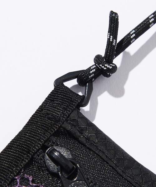 FREAK'S STORE（フリークスストア）の「SAUVENIR/サウベニア 別注 Tempalay クージーバッグ（コインケース・メンズ・パープル/ブラック・ONE SIZE）」の7枚目の写真