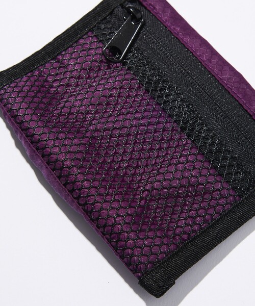 FREAK'S STORE（フリークスストア）の「SAUVENIR/サウベニア 別注 Tempalay クージーバッグ（コインケース・メンズ・パープル/ブラック・ONE SIZE）」の11枚目の写真