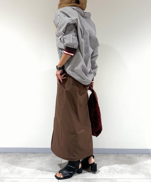 Q(キュー)の「ストライプリブドッキングシャツ(シャツ/ブラウス・レディース・ブラック系その他/ベージュ系その他/ネイビー系・MEDIUM)」の14枚目の写真