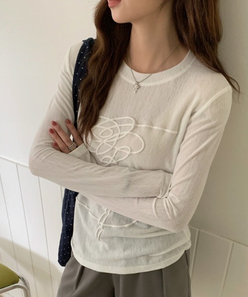 Vipoa(ヴィポア)の「Cord embroidery retro sheer tops(Tシャツ/カットソー・レディース・ホワイト・FREE)」の3枚目の写真