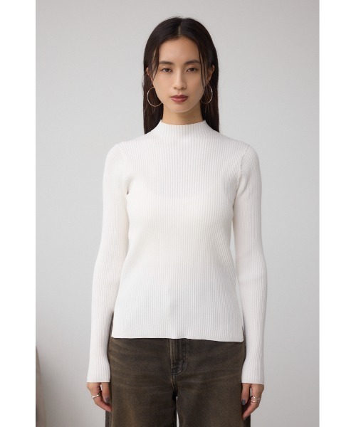 AZUL by moussy(アズールバイマウジー)の「VENUSハイネックリブニット(ニット/セーター・レディース・レッド/ライトグレー/アイボリー/ブラック・SMALL/MEDIUM)」の8枚目の写真