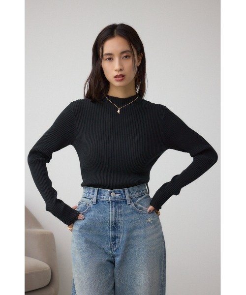 AZUL by moussy(アズールバイマウジー)の「VENUSハイネックリブニット(ニット/セーター・レディース・レッド/ライトグレー/アイボリー/ブラック・SMALL/MEDIUM)」の16枚目の写真