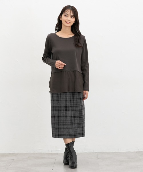 Honeys（ハニーズ）の「裾シアーインナーＴシャツ（Tシャツ/カットソー・レディース・アイボリー/ブラック/チャコール・L/LL/M/S）」の13枚目の写真