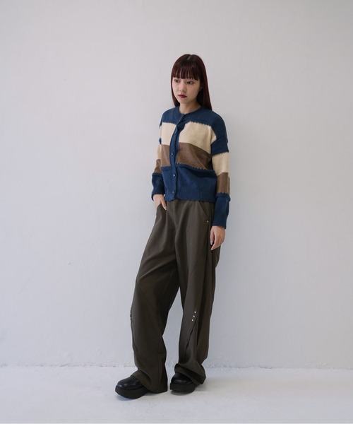 Uenui(ウニュイ)の「【 cunii 】 ブロッキング カラー ニット カーディガン 秋冬新作(カーディガン/ボレロ・レディース・ネイビー/グレー/ピンク/ベージュ系・FREE)」の17枚目の写真