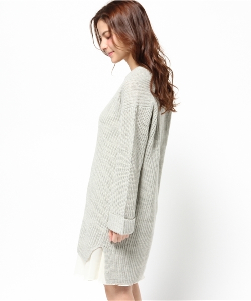 Chico（チコ）の「【who's who Chico】Vネック片畦ニットワンピースセット（ワンピース・レディース・グレー/アイボリー/ベージュ・FREE）」の7枚目の写真