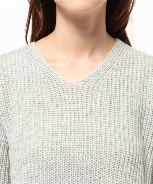 Chico（チコ）の「【who's who Chico】Vネック片畦ニットワンピースセット（ワンピース・レディース・グレー/アイボリー/ベージュ・FREE）」の10枚目の写真