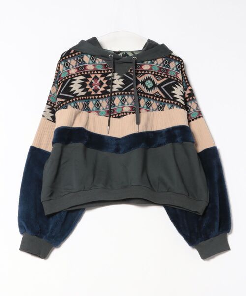 チャイハネ（チャイハネ）の「【チャイハネ】ファーベルフーディー（パーカー・レディース・グリーン/ホワイト/ブラック・FREE）」の3枚目の写真