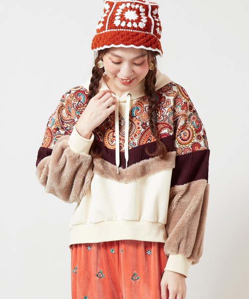 チャイハネ（チャイハネ）の「【チャイハネ】ファーベルフーディー（パーカー・レディース・グリーン/ホワイト/ブラック・FREE）」の2枚目の写真