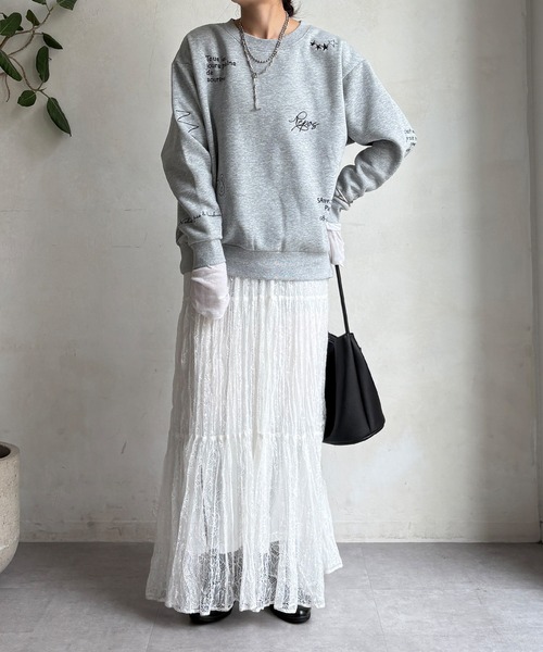 DouDou（ドゥドゥ）の「【WEB限定】裏毛裏起毛ランダム刺繍ロゴトップス（Tシャツ/カットソー・レディース・ベージュ/ライトグレー/チャコールグレー・FREE）」の6枚目の写真