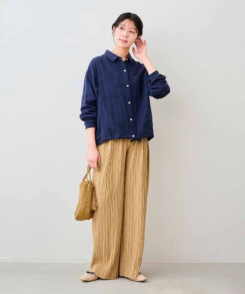 Live in comfort（リブインコンフォート）の「リブ　イン　コンフォート　驚くほどの伸びやかさでとってもらくちんなプリーツ素材のワイドパンツ（その他パンツ・レディース・ブラック/グレー/ブラック系その他/ベージュ・S/M/L/LL/3L/4L）」の9枚目の写真