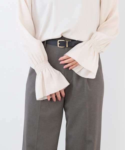 MICA&DEAL（マイカ＆ディール）の「ギャザーカフスブラウス（シャツ/ブラウス・レディース・オフホワイト/ブラック・FREE）」の7枚目の写真