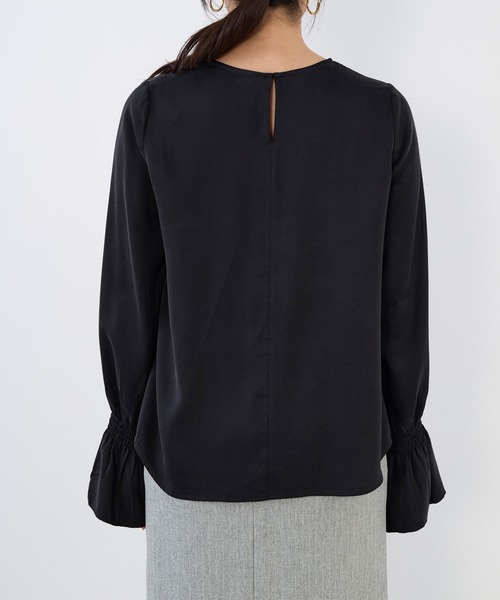 MICA&DEAL（マイカ＆ディール）の「ギャザーカフスブラウス（シャツ/ブラウス・レディース・オフホワイト/ブラック・FREE）」の16枚目の写真