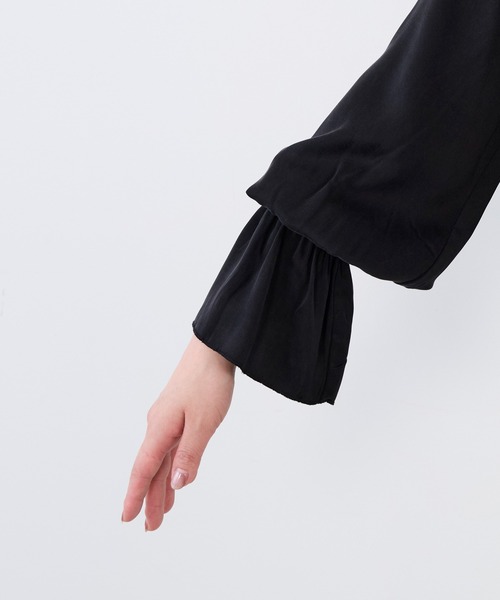 MICA&DEAL（マイカ＆ディール）の「ギャザーカフスブラウス（シャツ/ブラウス・レディース・オフホワイト/ブラック・FREE）」の21枚目の写真