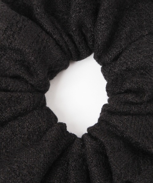 GLOBAL WORK（グローバルワーク）の「ニットシュシュ/599552（その他ヘアアクセサリー・レディース・レッド/ブラック/ベージュ/ホワイト・FREE）」の5枚目の写真