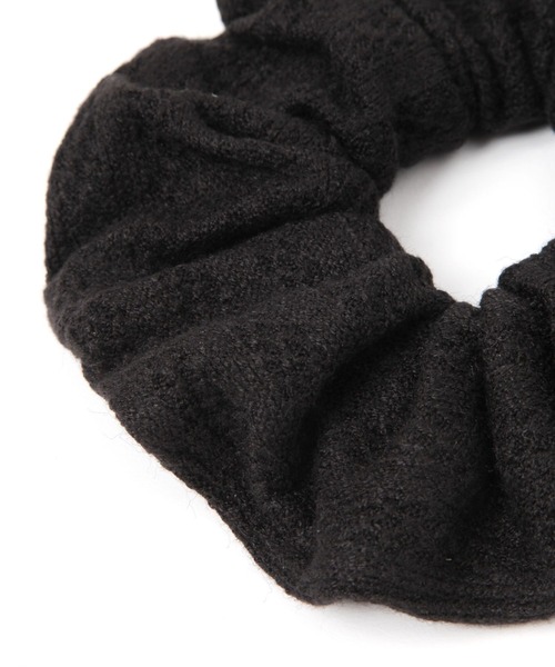 GLOBAL WORK（グローバルワーク）の「ニットシュシュ/599552（その他ヘアアクセサリー・レディース・レッド/ブラック/ベージュ/ホワイト・FREE）」の6枚目の写真