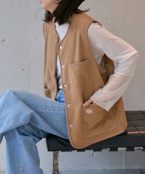 Vincent et Mireille（バンソンエミレイユ）の「【Vincent et Mireille】FLEECE VEST（ベスト・レディース・ブラック/ベージュ・36）」の17枚目の写真