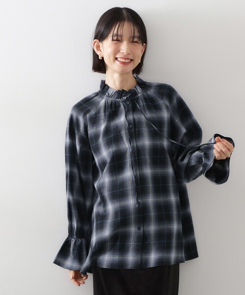 THE SHOP TK （ザ ショップ ティーケー ）の「起毛オンブレフリルブラウス（シャツ/ブラウス・レディース・ブラウン系2/ネイビー系1・12/13）」の11枚目の写真